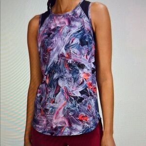 🍋🍋- Lululemon sculpt tank